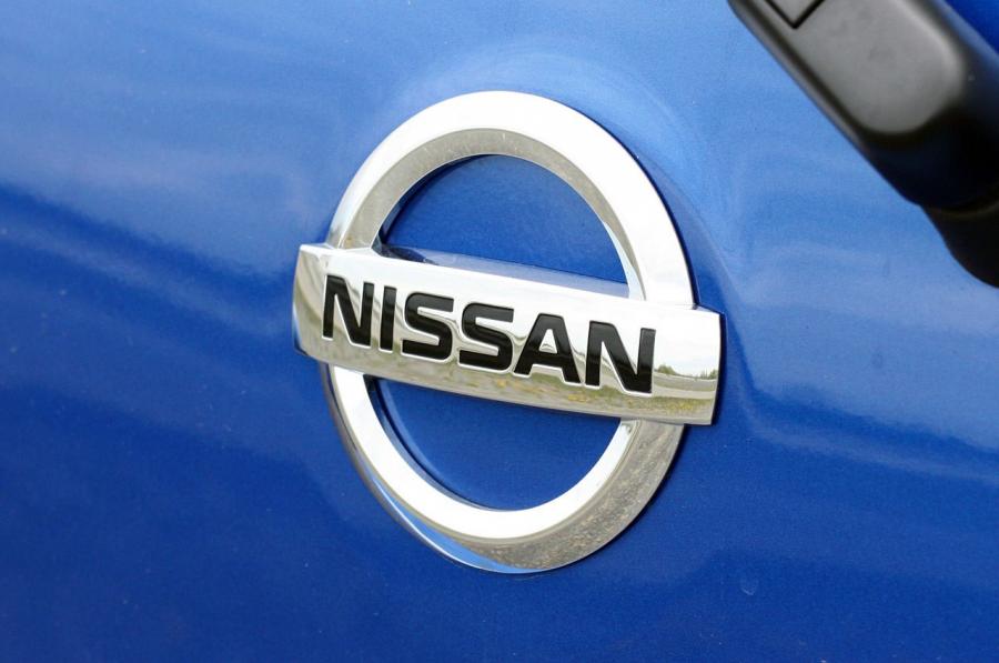 Nissan Micra 2015 года  (фото 15 из 37)